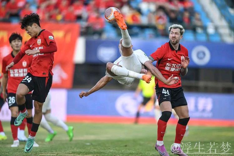 加西亚边路助攻 张昱杰劲射破门完成反超 加西亚边路助攻 张昱杰劲射破门完成反超