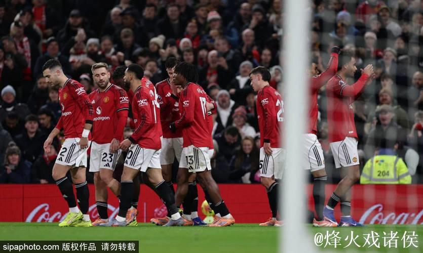 英超-齐尔克泽破门+乌龙助攻 曼联1-1狼队4轮仅1胜 英超-齐尔克泽破门+乌龙助攻 曼联1-1狼队4轮仅1胜